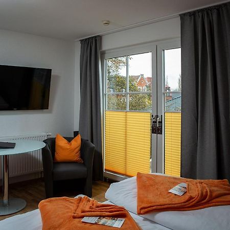 H&H Apartments Im Herzen Der Stadt Super Zentral Ruhig Mit Kochnischen Balkon Oder Empore Greifswald Exterior foto