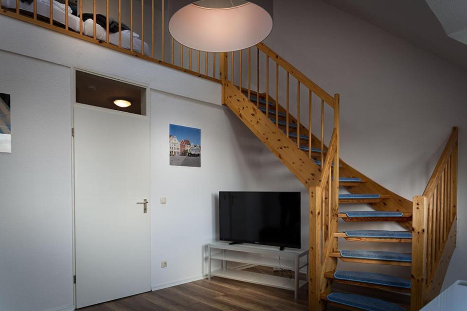 H&H Apartments Im Herzen Der Stadt Super Zentral Ruhig Mit Kochnischen Balkon Oder Empore Greifswald Exterior foto