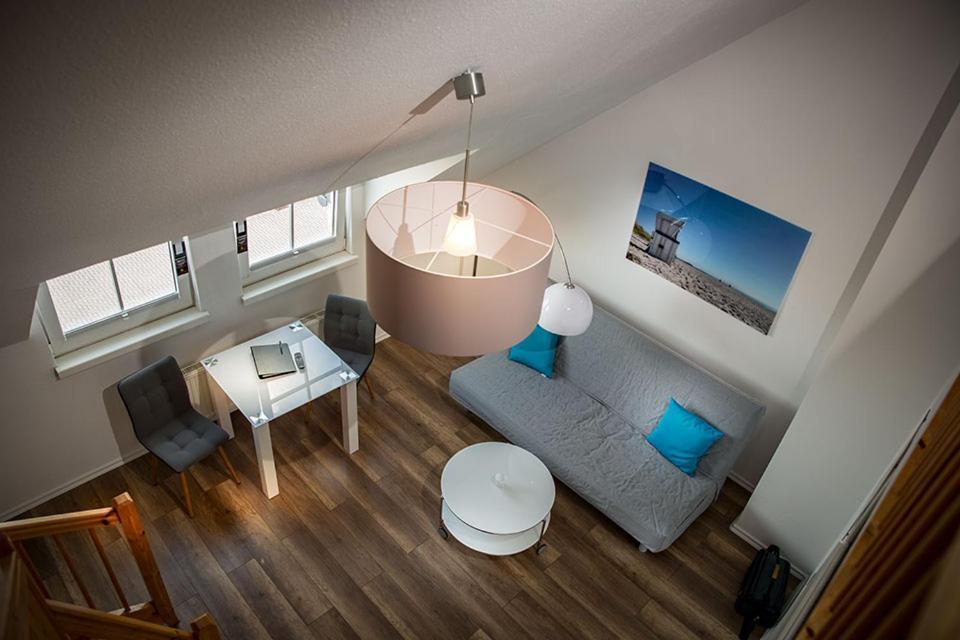 H&H Apartments Im Herzen Der Stadt Super Zentral Ruhig Mit Kochnischen Balkon Oder Empore Greifswald Exterior foto